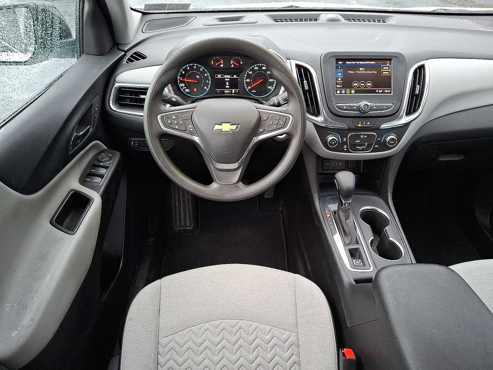 Used 2023 Chevrolet Equinox LS w/ Sport Edition image 11
