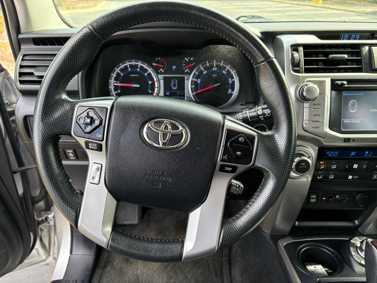 Used 2018 Toyota 4Runner Limited AWD/4WD image 19