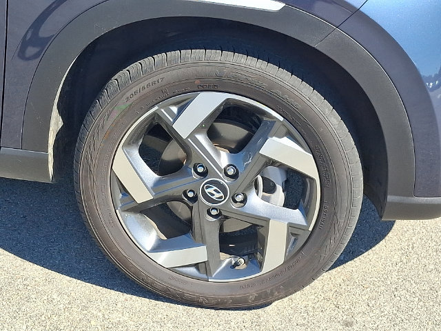 Certified 2026 Hyundai Venue SEL FWD image 8