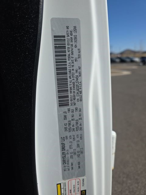 Used 2015 Jeep Wrangler Unlimited Sahara w/ Max Tow Package image 9