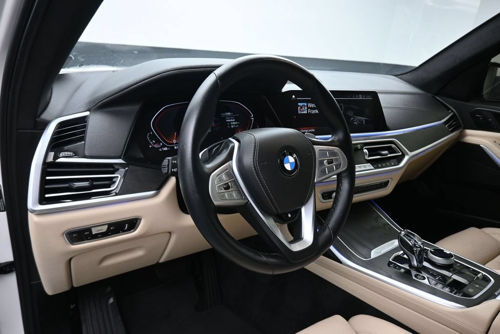 Used 2022 BMW X7 xDrive40i w/ Executive Package AWD/4WD image 13