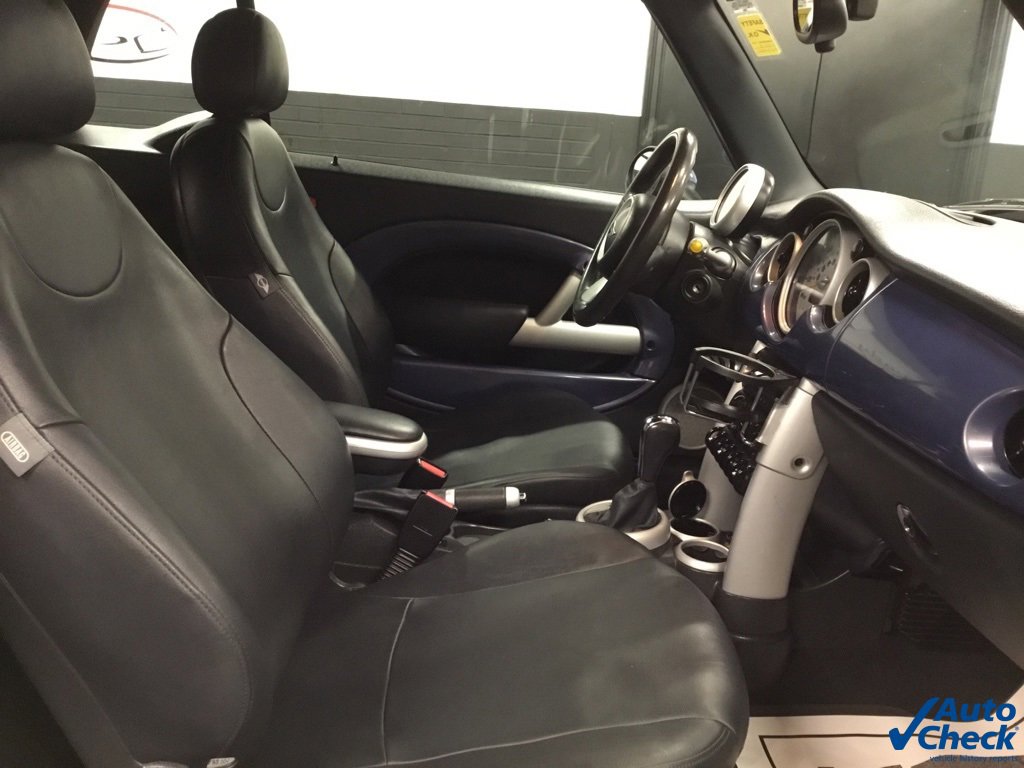 Used 2006 MINI Cooper Convertible image 34