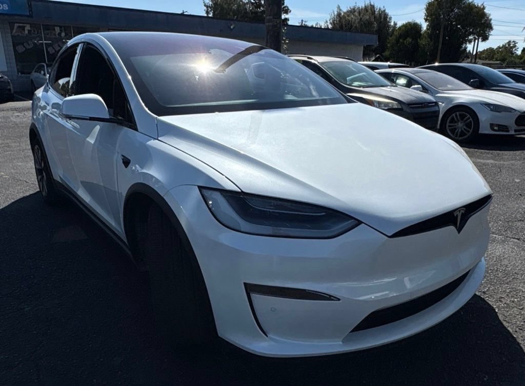 Used 2023 Tesla Model X AWD/4WD image 2