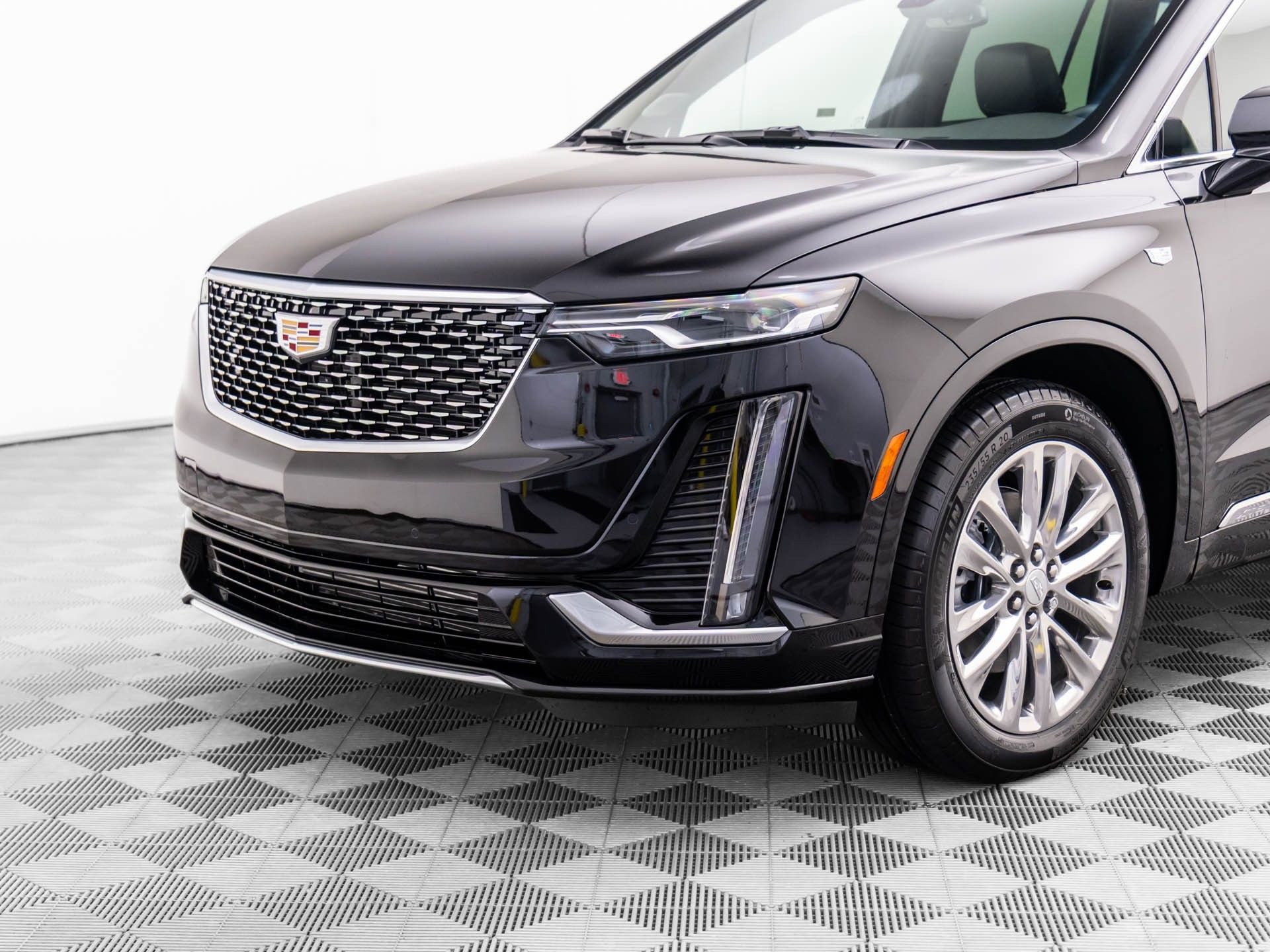 New 2025 Cadillac XT6 Premium Luxury image 31