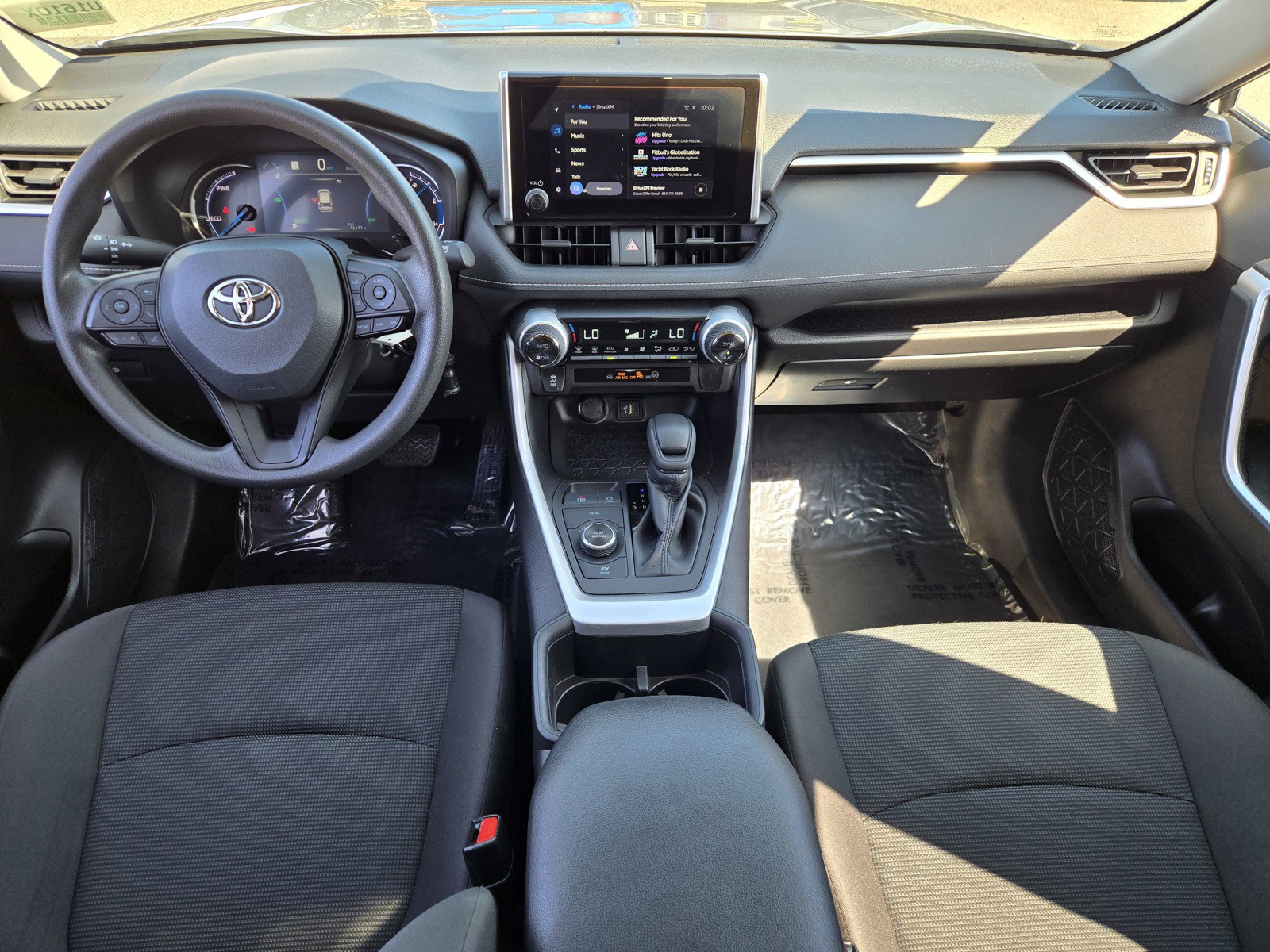 Used 2024 Toyota RAV4 LE AWD/4WD image 12