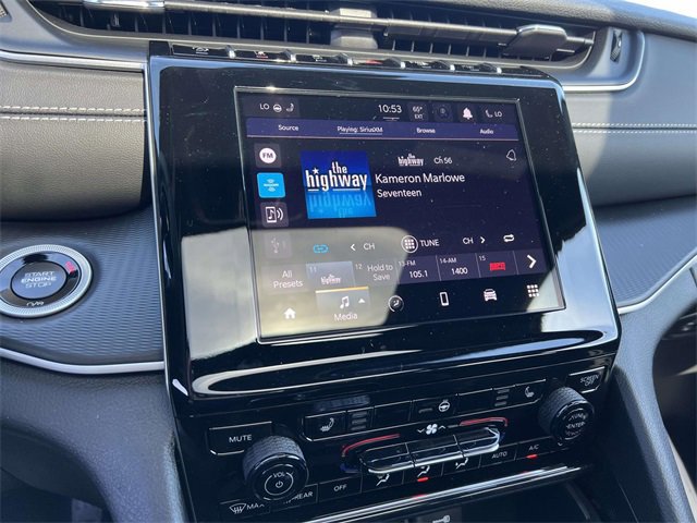 Certified 2025 Jeep Grand Cherokee Laredo X w/ Luxury Tech Group I image 20