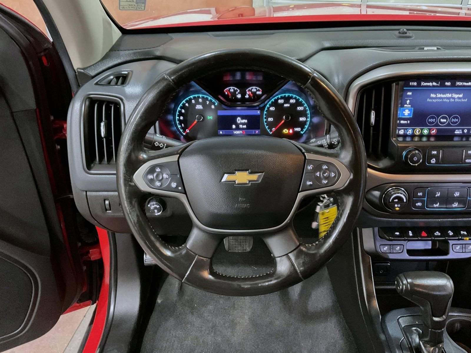 Used 2020 Chevrolet Colorado Z71 AWD/4WD image 11