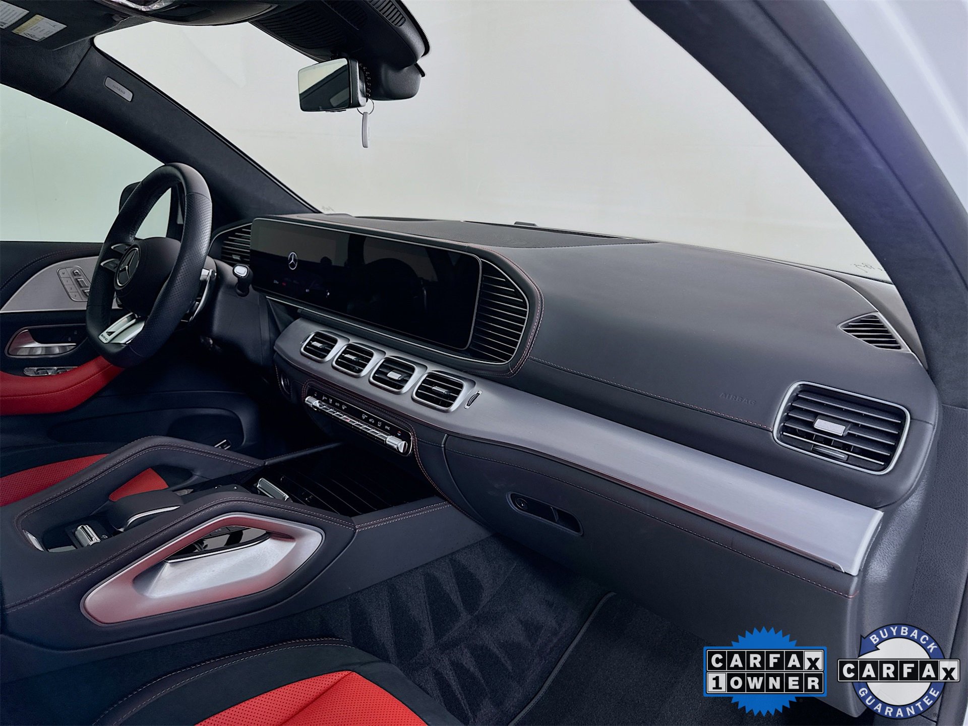 Used 2025 Mercedes-Benz GLE 63 AMG S image 32