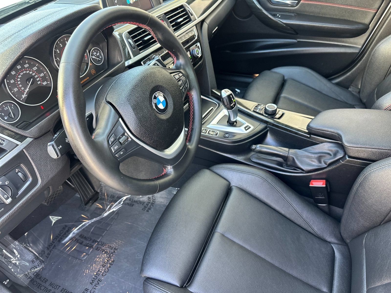 Used 2018 BMW 330e w/ Convenience Package RWD image 10