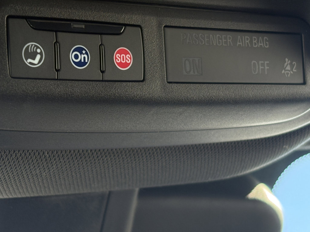 Used 2022 Chevrolet TrailBlazer RS image 23