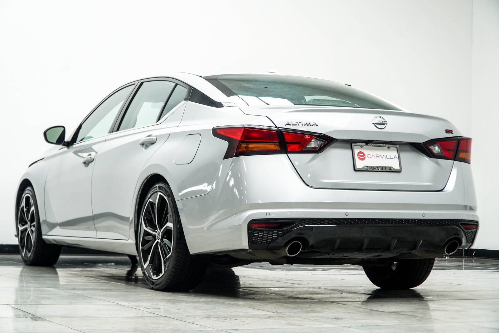 Used 2024 Nissan Altima 2.5 SR FWD image 11