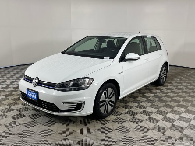 Used 2019 Volkswagen e-Golf SE w/ Driver Assistance Package
