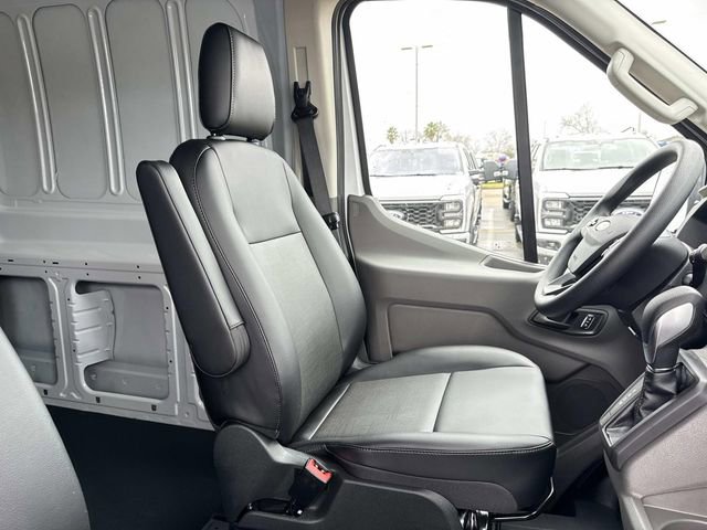 New 2026 Ford Transit 250 148 Medium Roof RWD image 15