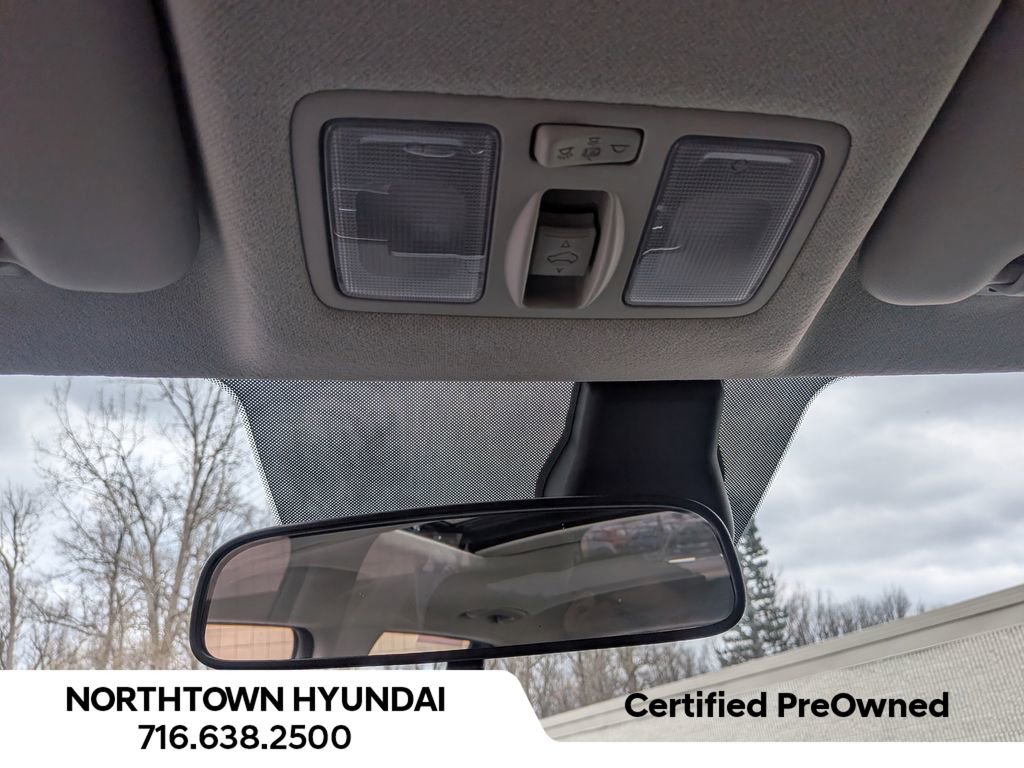 Certified 2026 Hyundai Venue SEL image 26