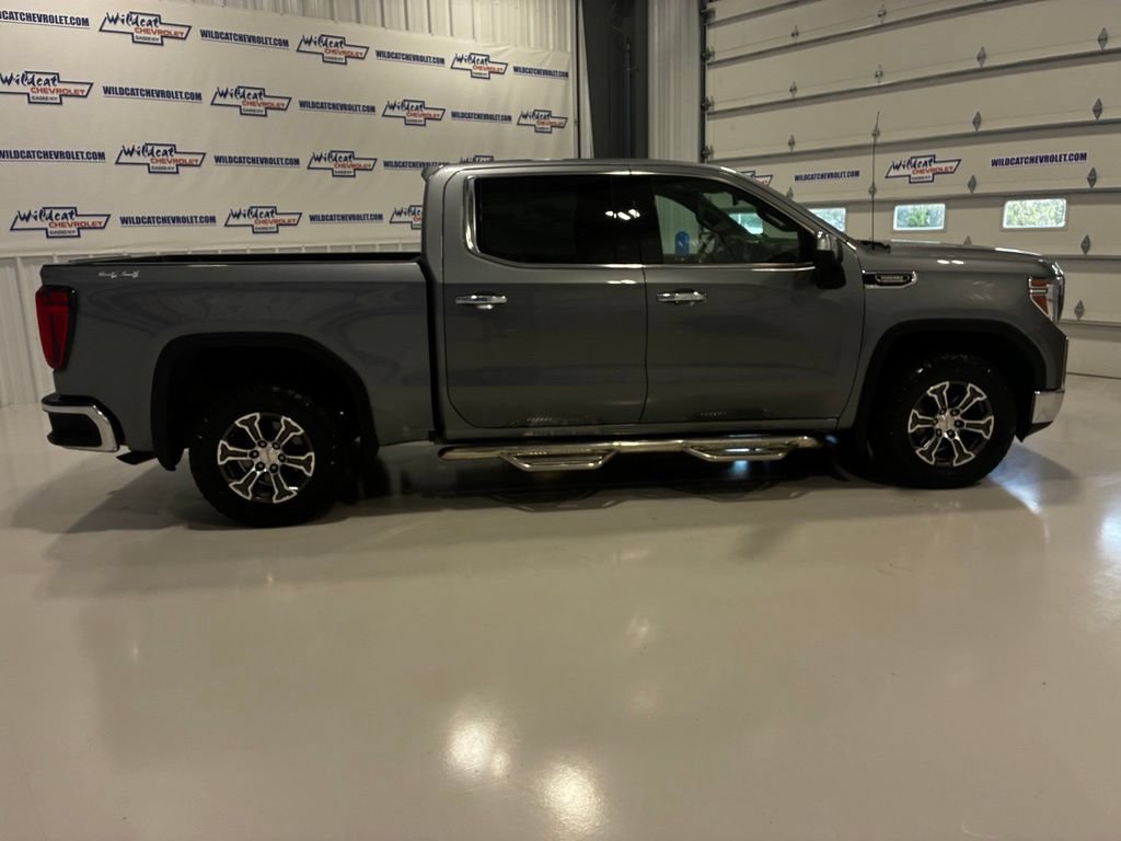 Used 2022 GMC Sierra 1500 SLT w/ SLT Convenience Package AWD/4WD image 8