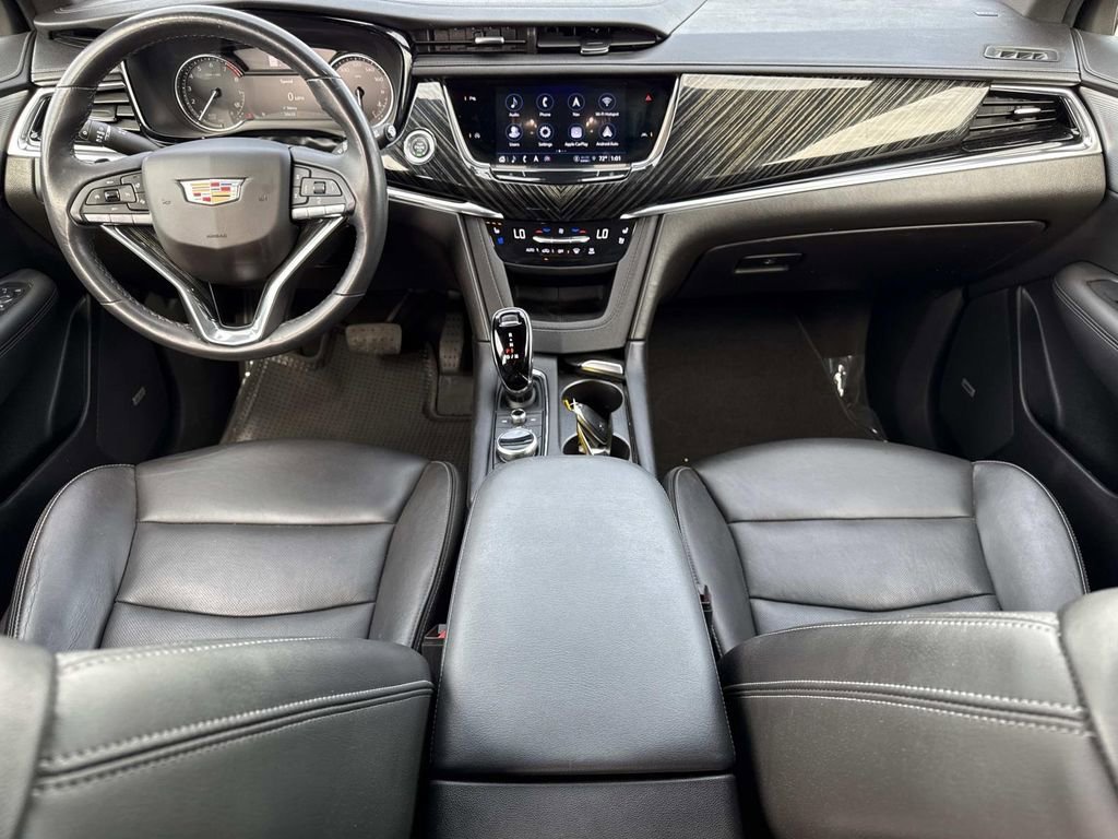 Used 2023 Cadillac XT6 Premium Luxury FWD image 25