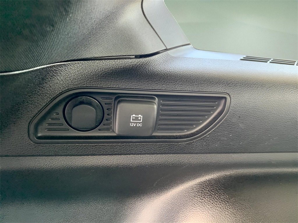 Used 2023 Jeep Grand Cherokee Limited image 24