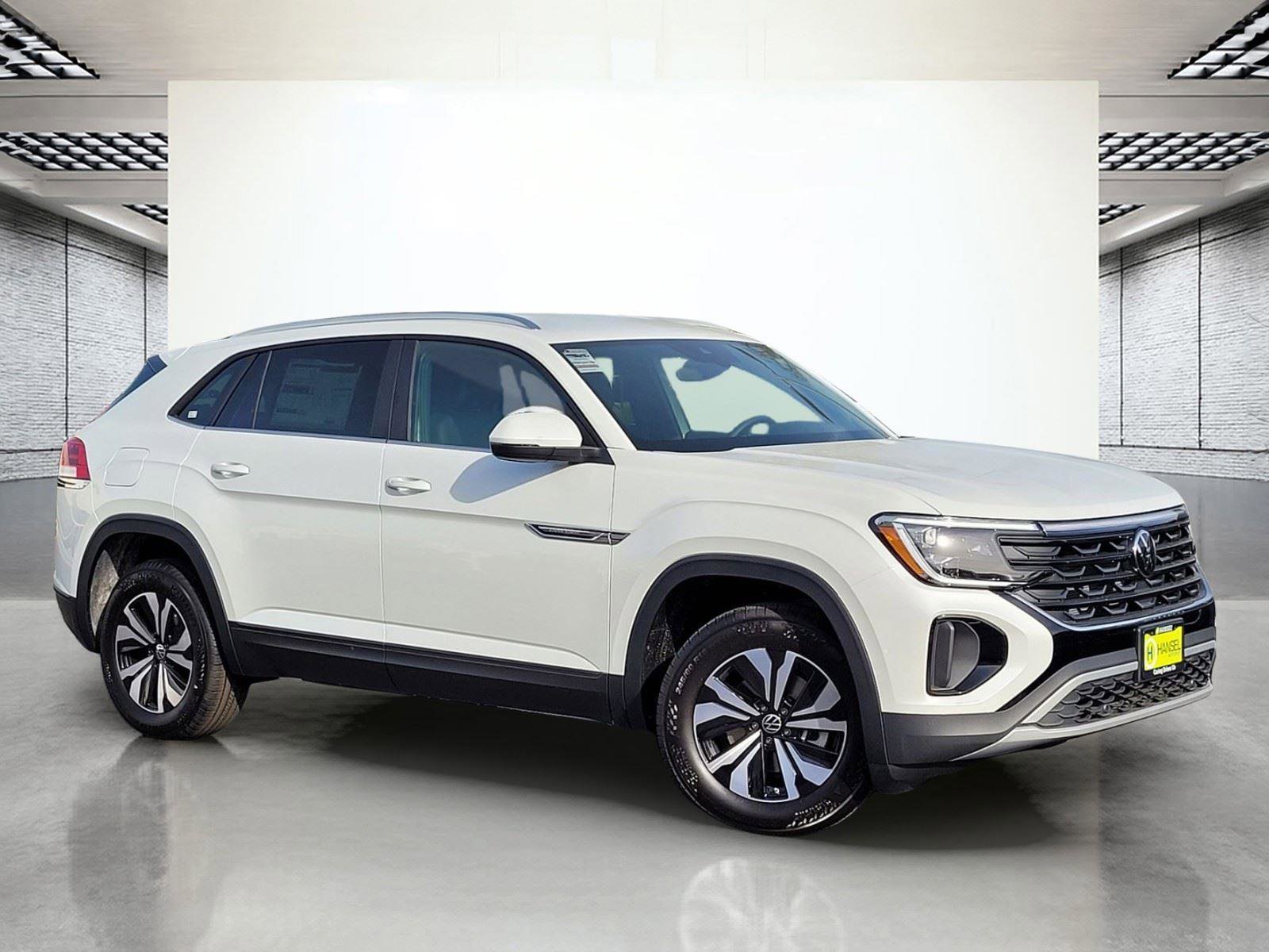 New 2026 Volkswagen Atlas Cross Sport SE image 2