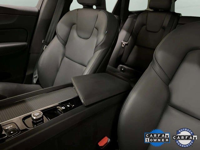 Used 2025 Volvo XC60 B5 Core image 57