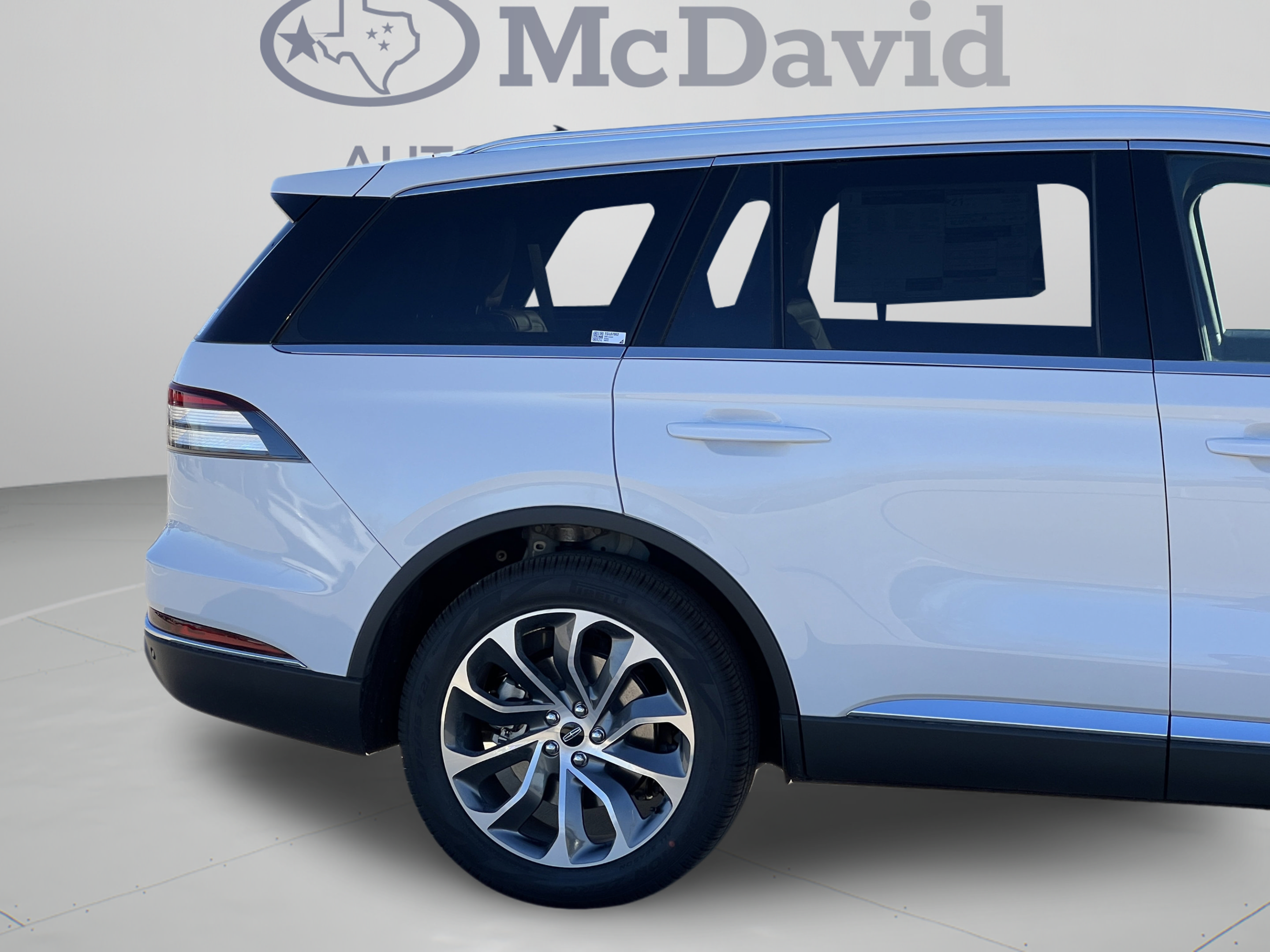 New 2026 Lincoln Aviator Reserve w/ Luxury Package RWD image 33