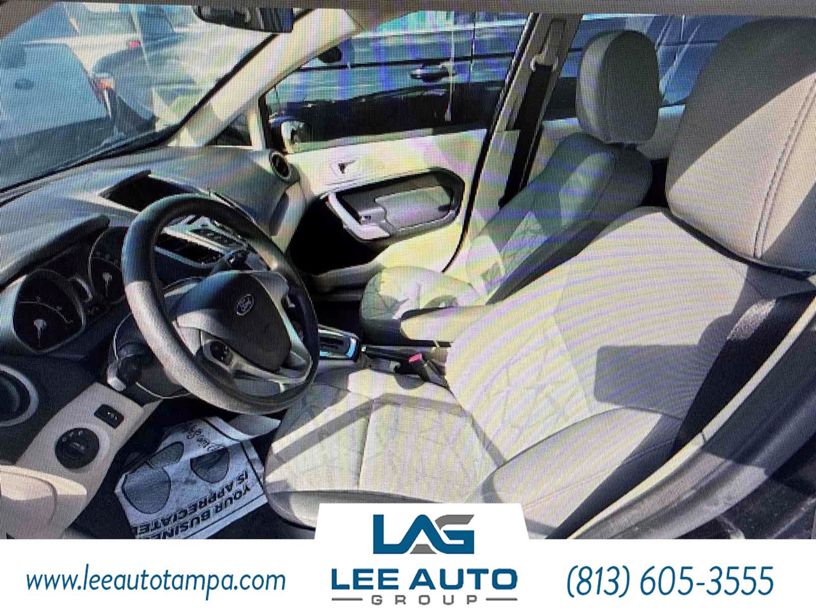 Used 2012 Ford Fiesta SE FWD image 4