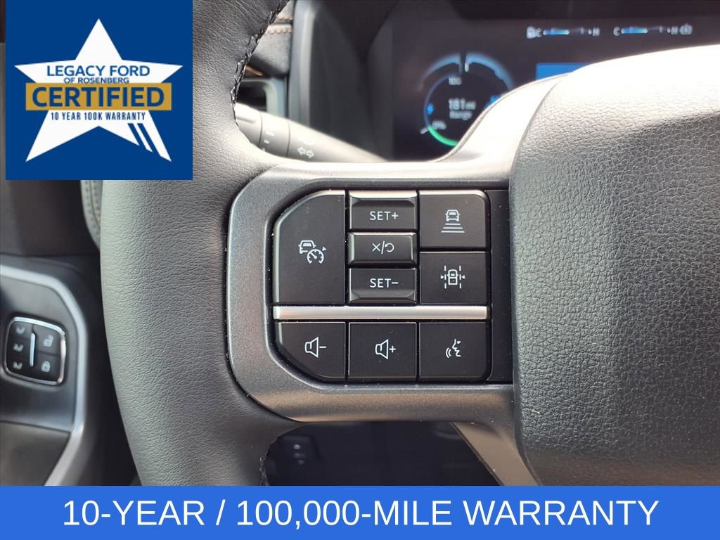 Used 2025 Ford F150 Lightning Lariat image 19