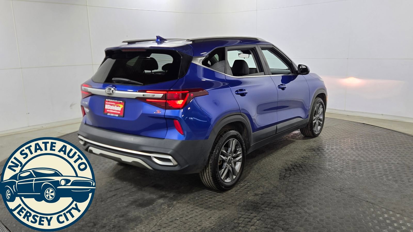 Used 2021 Kia Seltos S FWD image 7