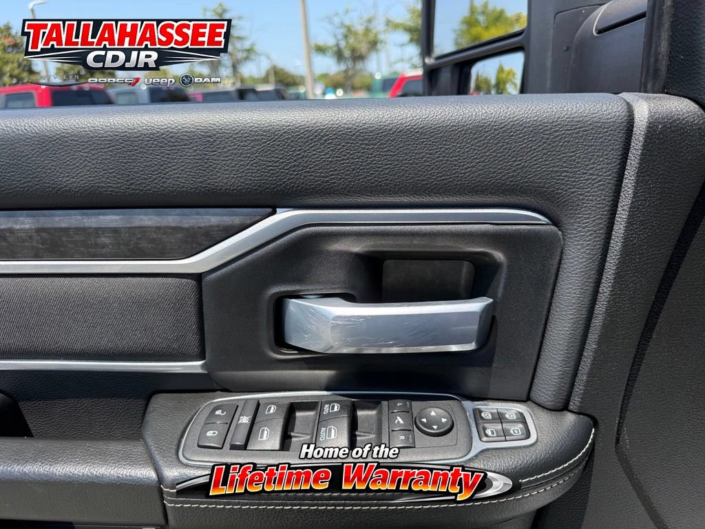 Used 2024 RAM 3500 Big Horn AWD/4WD image 17