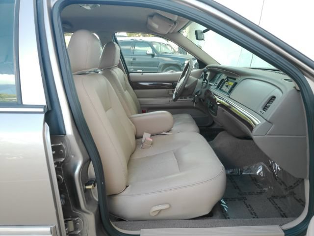 Used 2003 Mercury Grand Marquis GS RWD image 18