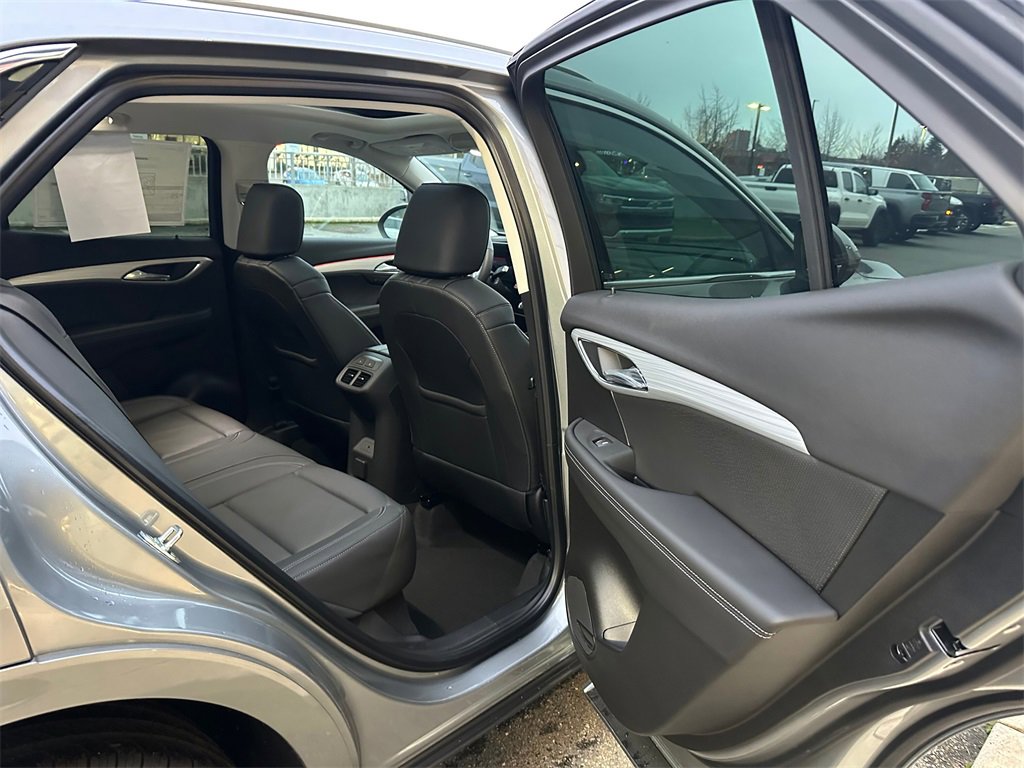 New 2026 Buick Envision Avenir image 13