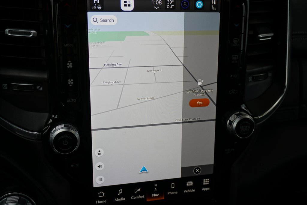 Used 2024 RAM 1500 Laramie image 29