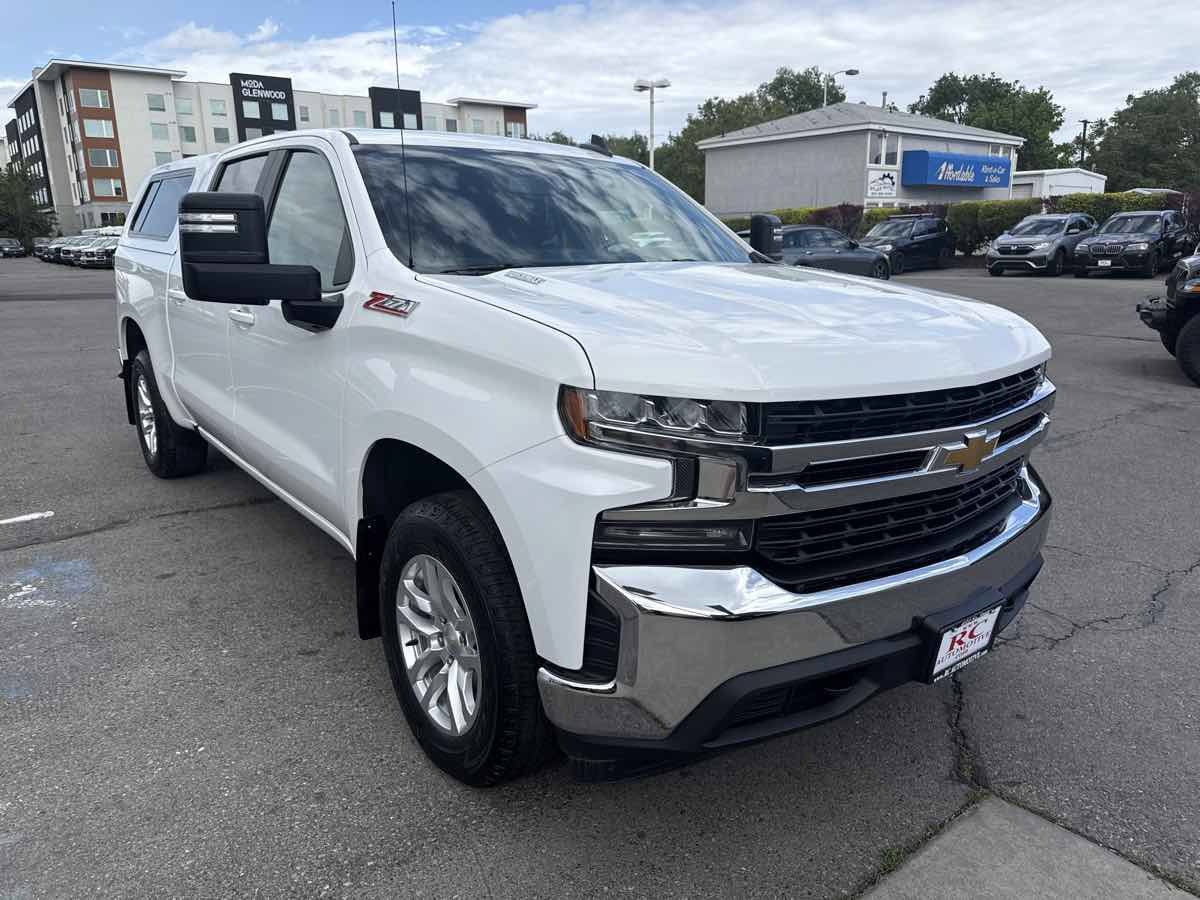 Used 2020 Chevrolet Silverado 1500 LT w/ All-Star Edition AWD/4WD image 4