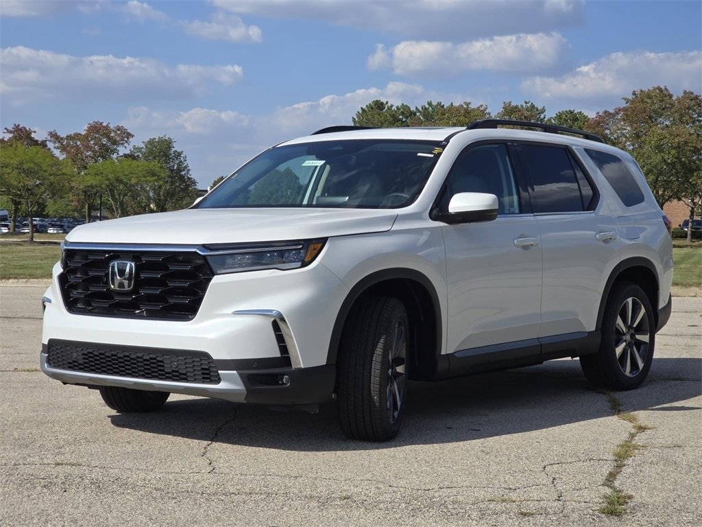 New 2025 Honda Pilot Touring image 15