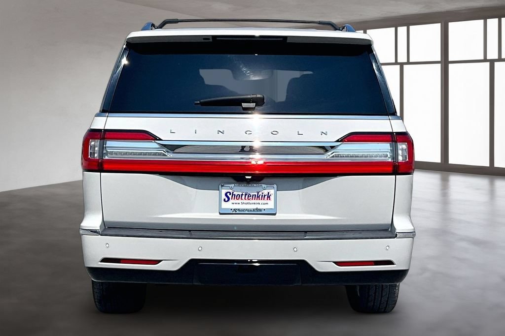 Used 2020 Lincoln Navigator Reserve w/ Equipment Group 208A Reserve RWD image 5