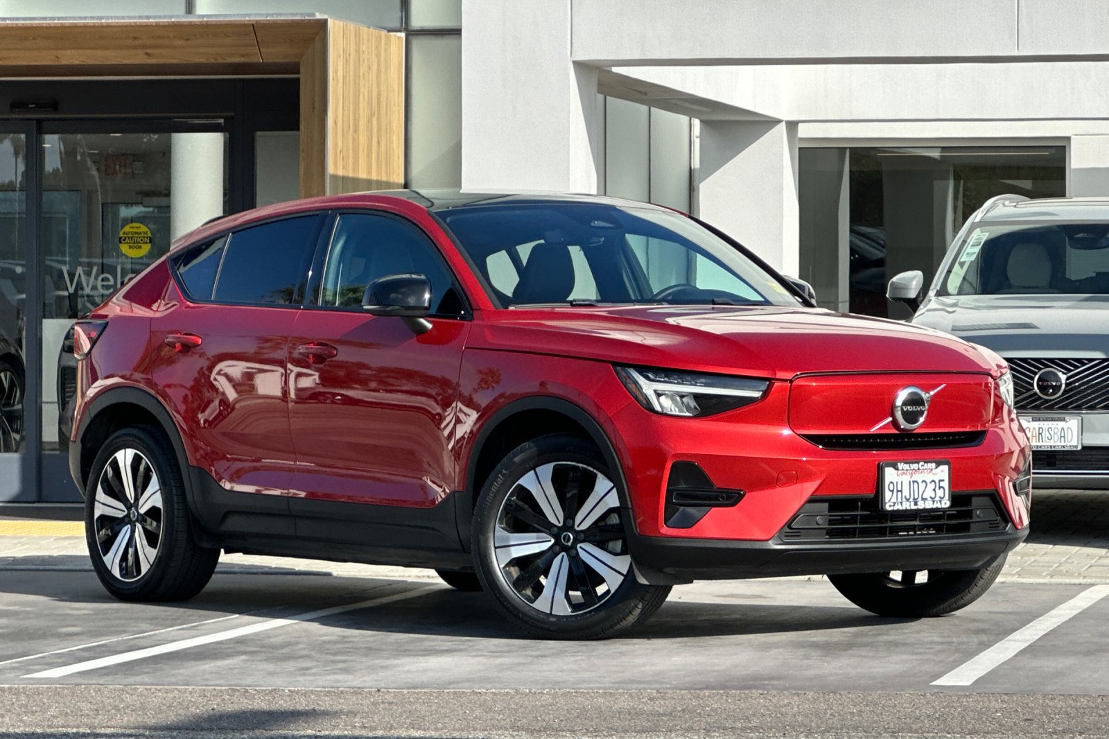 Certified 2023 Volvo C40 Recharge Core AWD/4WD image 2