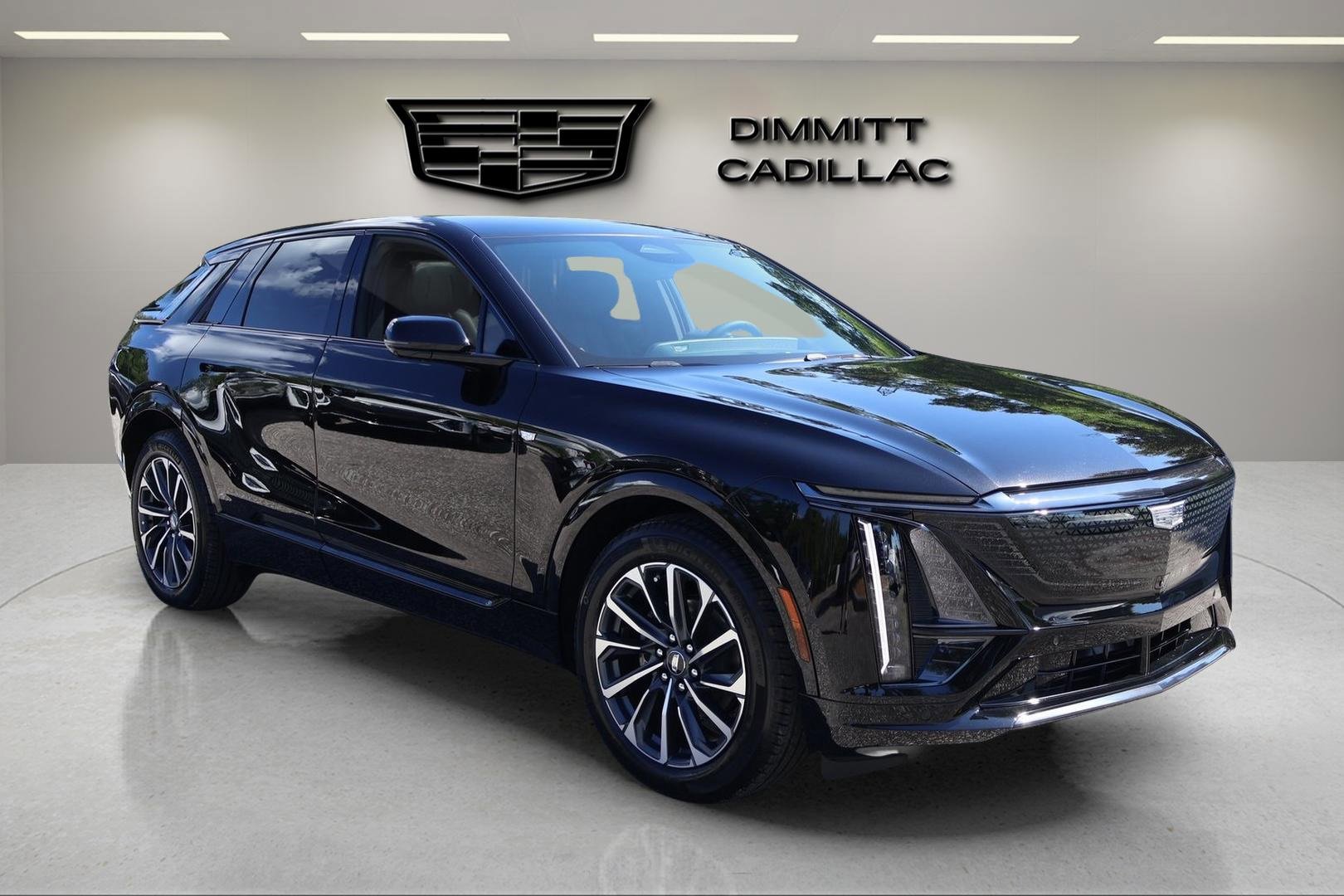 New 2026 Cadillac Lyriq Sport image 7