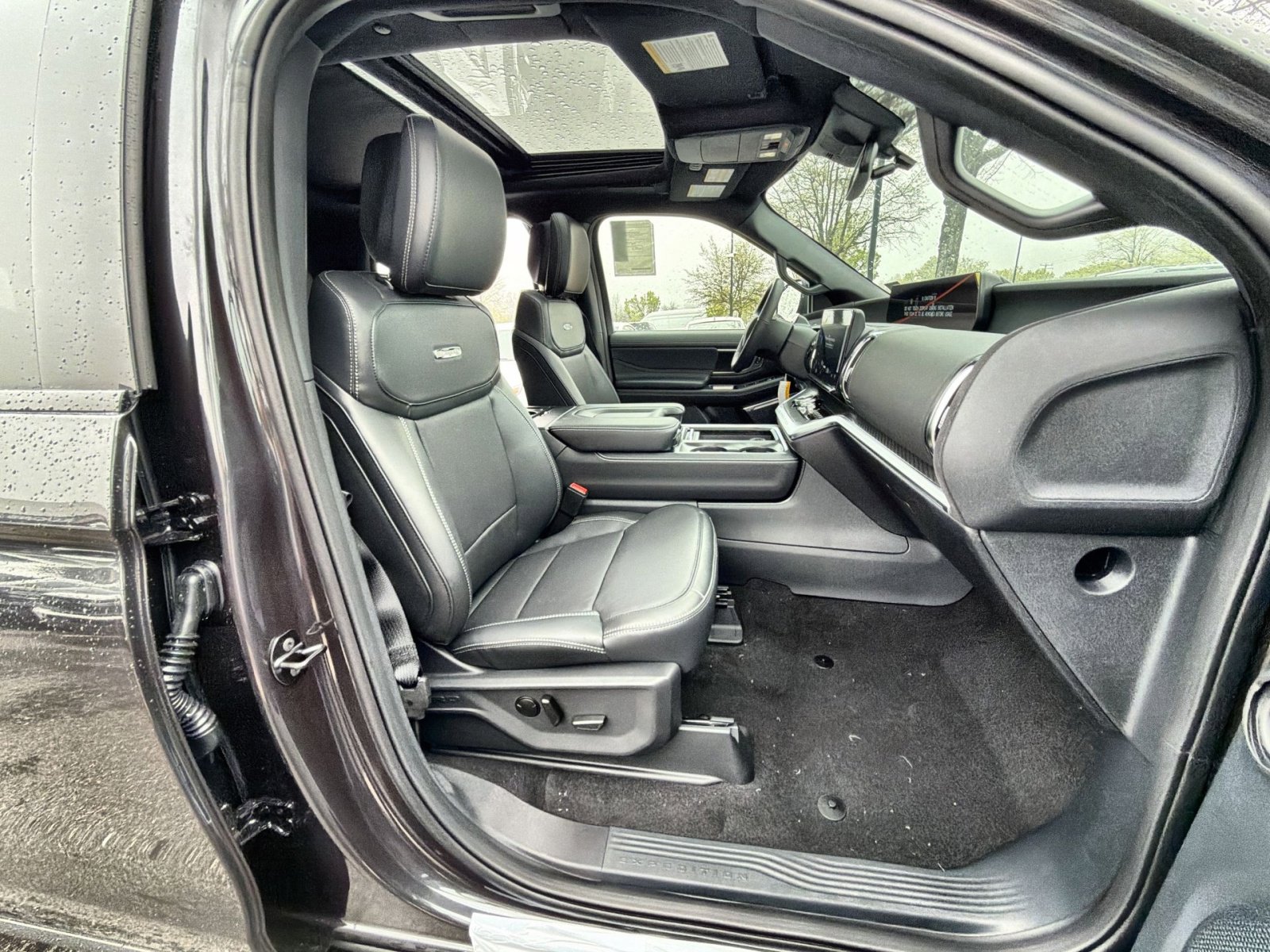 New 2026 Ford Expedition Max Platinum AWD/4WD image 17