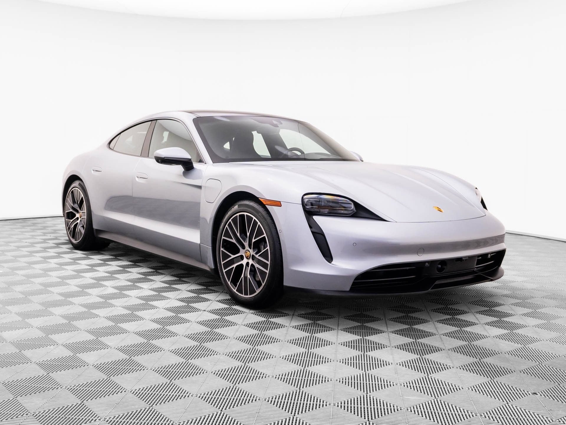 Certified 2024 Porsche Taycan RWD image 6