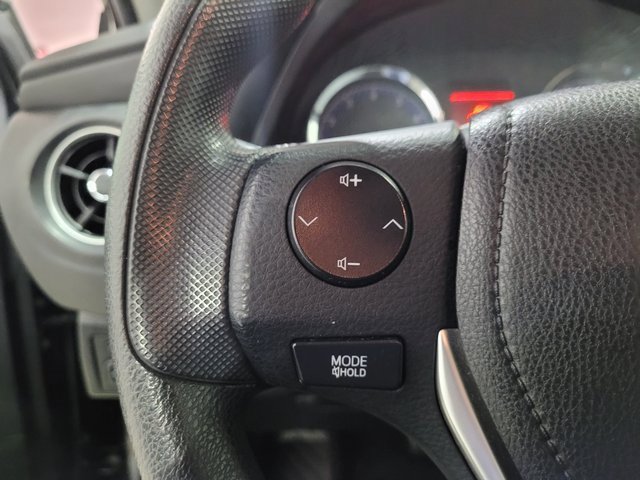 Used 2017 Toyota Corolla LE image 21