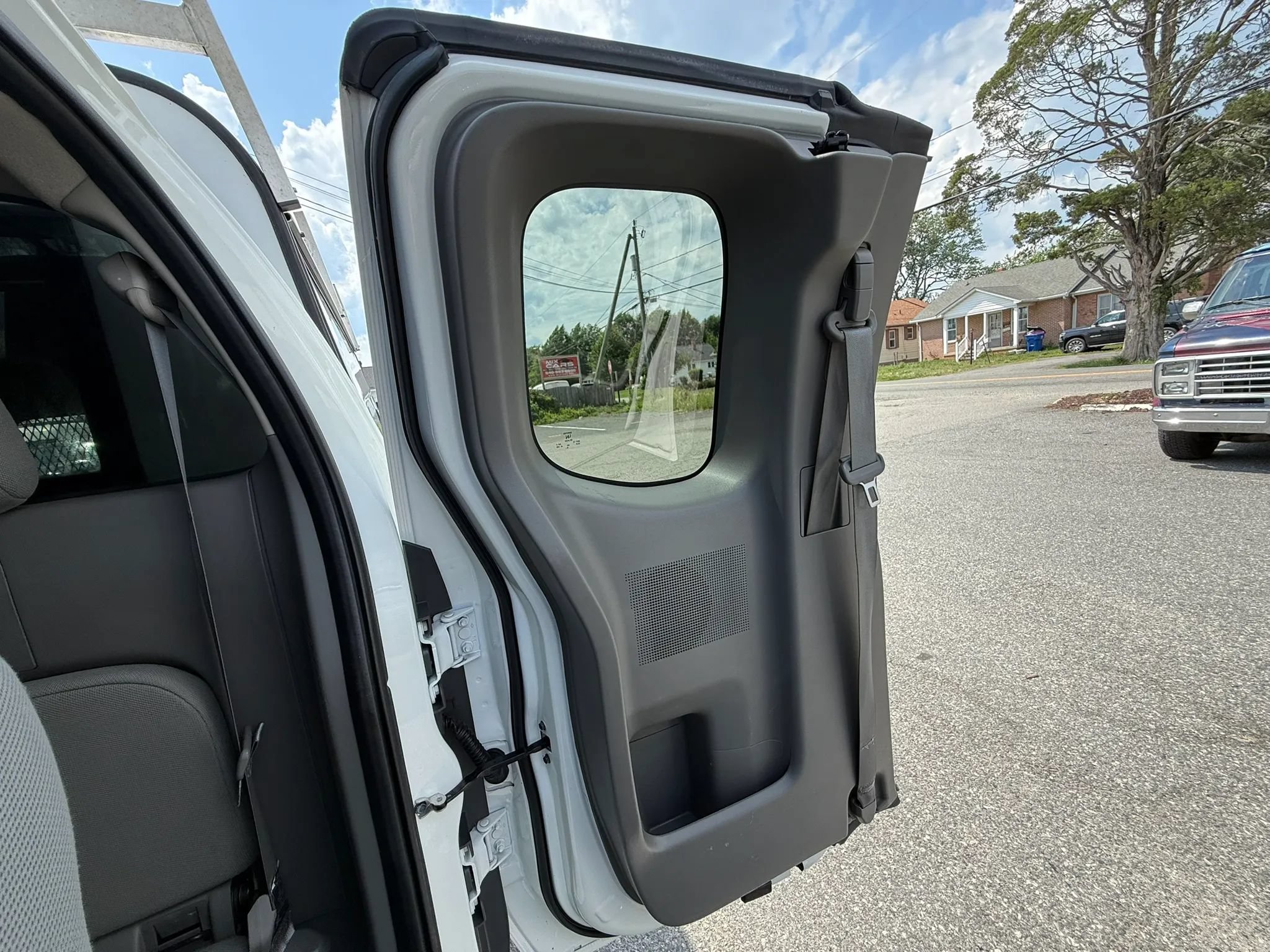 Used 2021 Nissan Frontier S RWD image 36