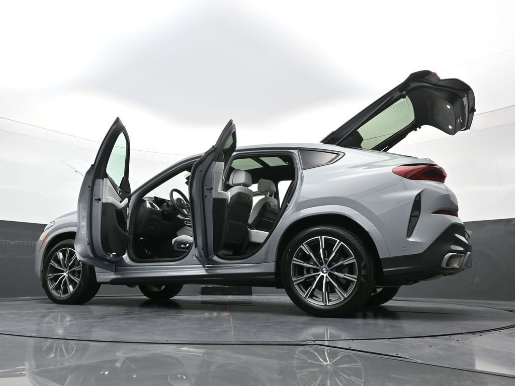 Used 2026 BMW X6 xDrive40i image 43
