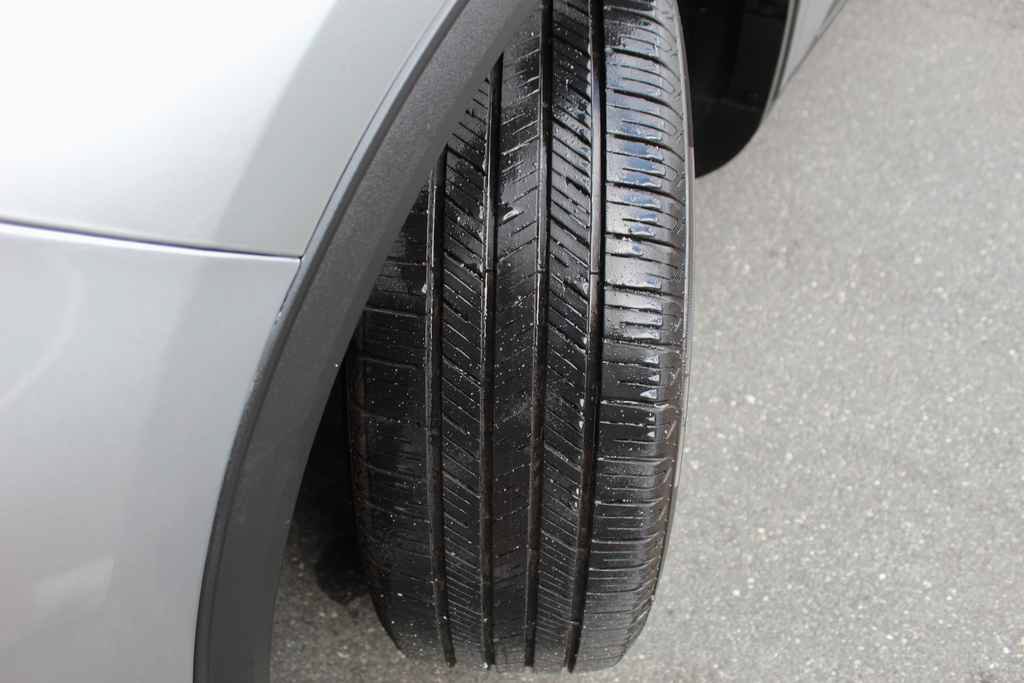 Used 2021 Ford Escape SEL FWD image 32
