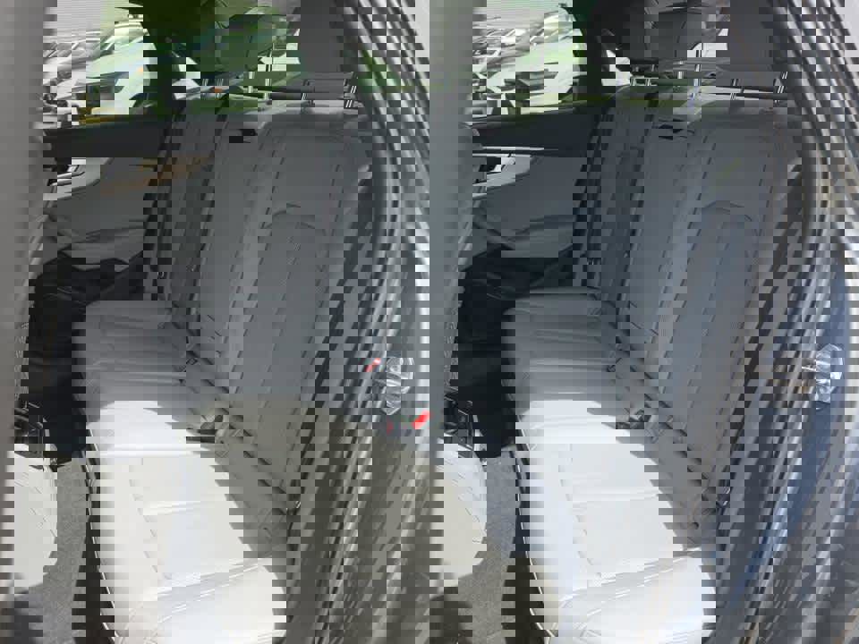 Used 2023 Audi A4 2.0T Premium Plus w/ Premium Plus Package image 18