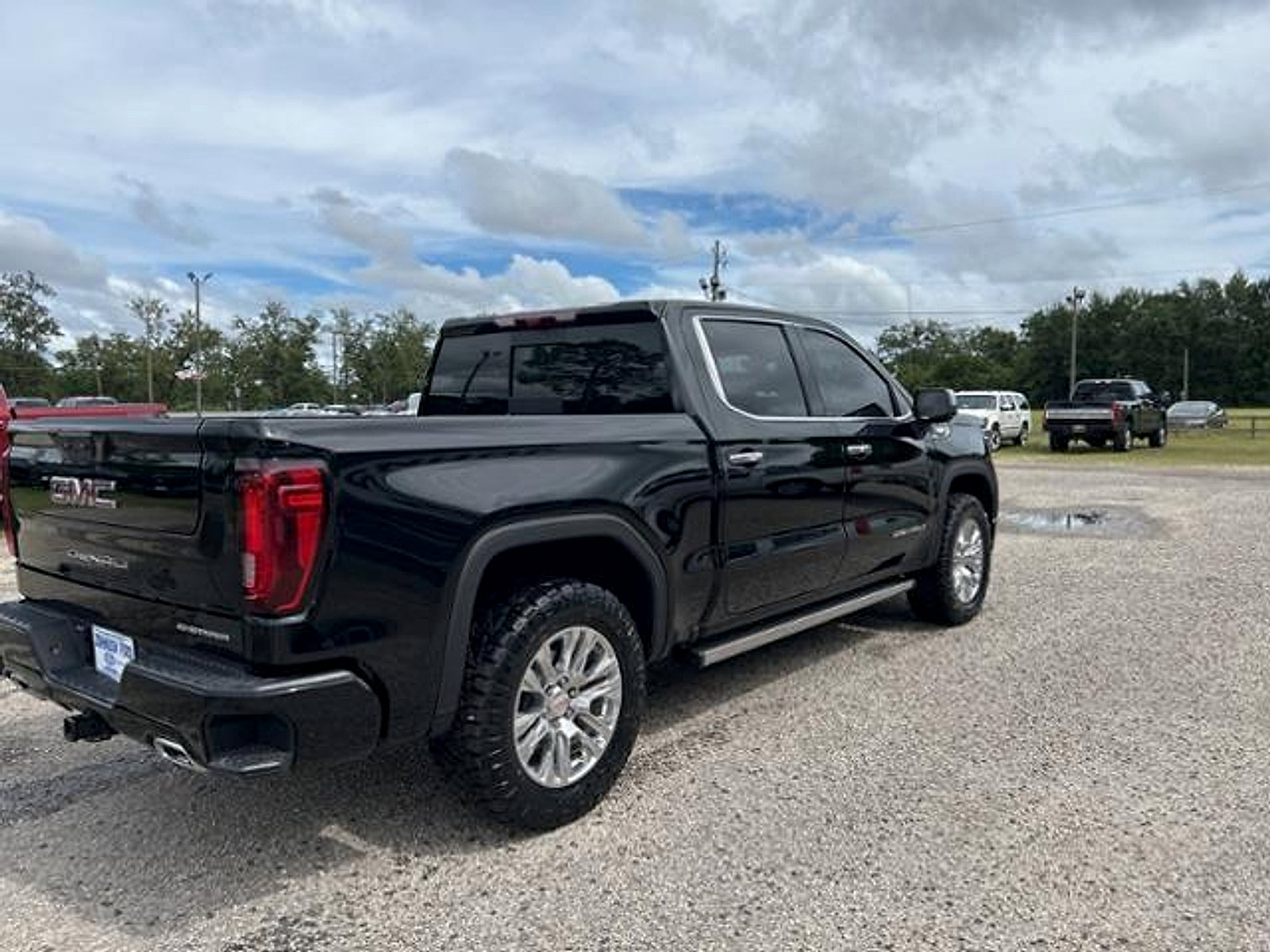Used 2024 GMC Sierra 1500 Denali w/ Technology Package image 5