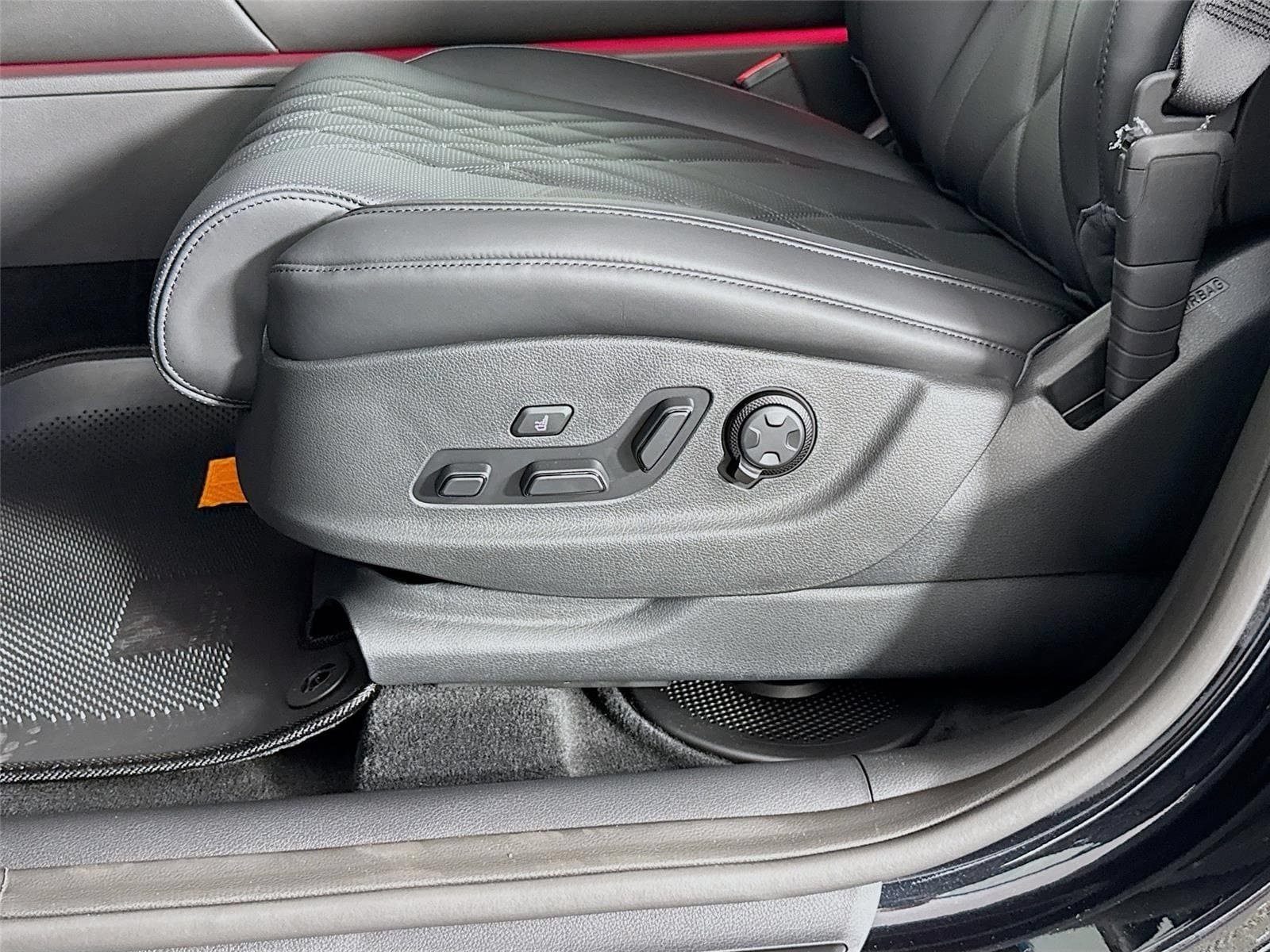 New 2026 Genesis GV80 3.5T Prestige AWD/4WD image 22