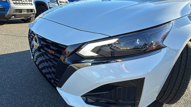 New 2025 Nissan Altima 2.5 SR image 9