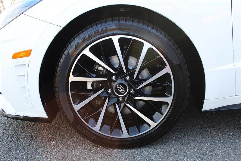 Used 2020 Hyundai Sonata SEL Plus w/ Tech Package FWD image 9