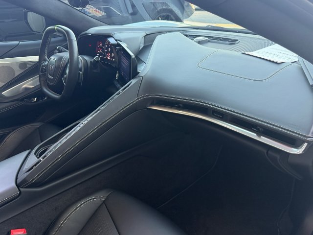 Used 2023 Chevrolet Corvette Stingray Premium Cpe w/ Z51 Performance Package RWD image 19
