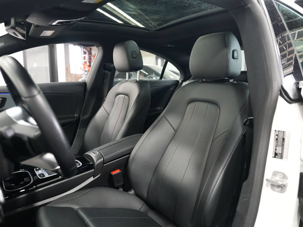 Used 2025 Mercedes-Benz CLA 250 4MATIC image 31