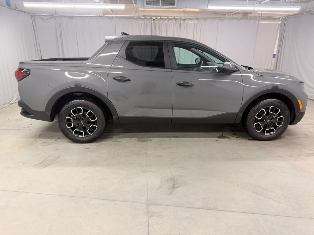 Used 2024 Hyundai Santa Cruz SEL AWD/4WD image 16